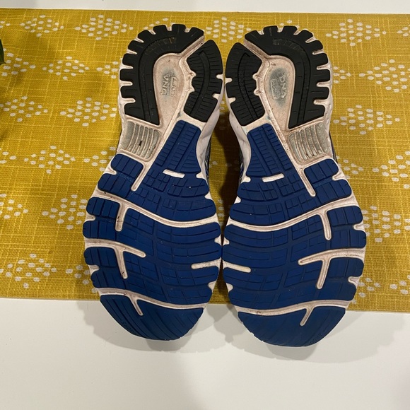 Brookes adrenaline 19’s - Picture 4 of 4